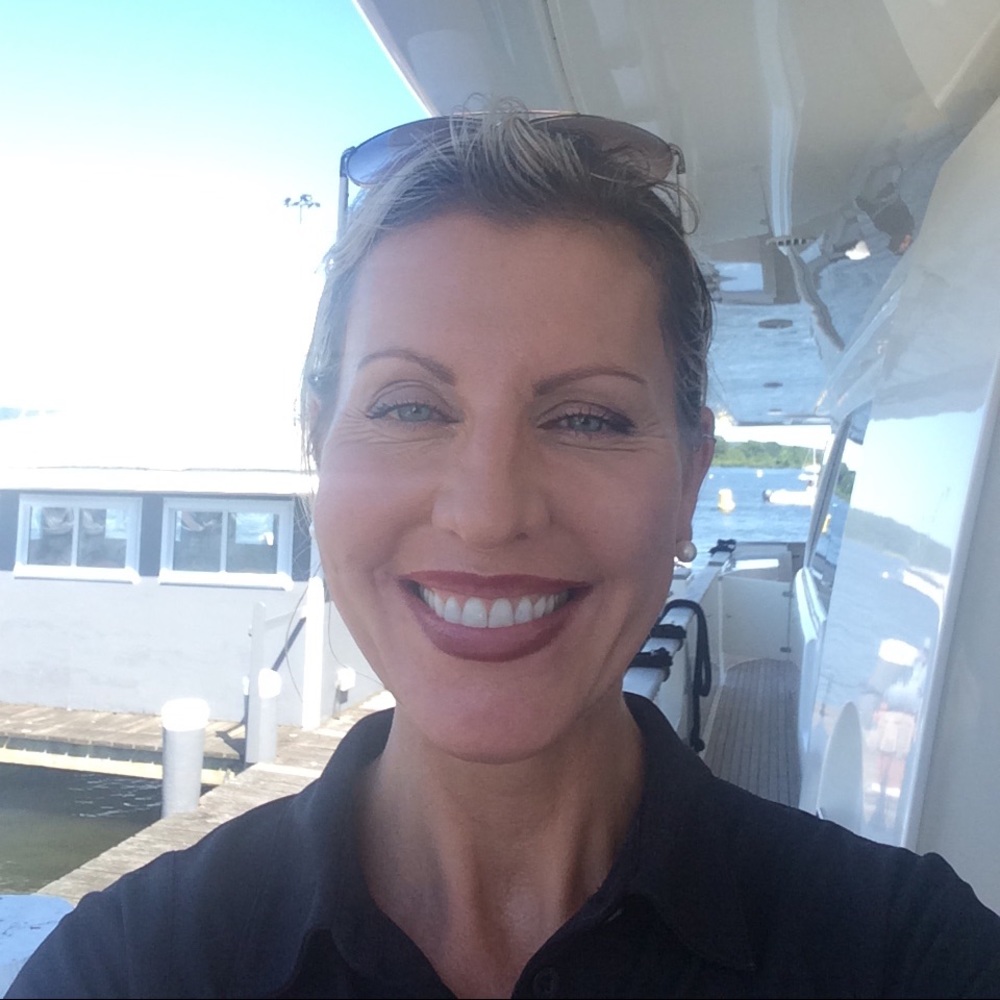 Meet your Posher, Lisa